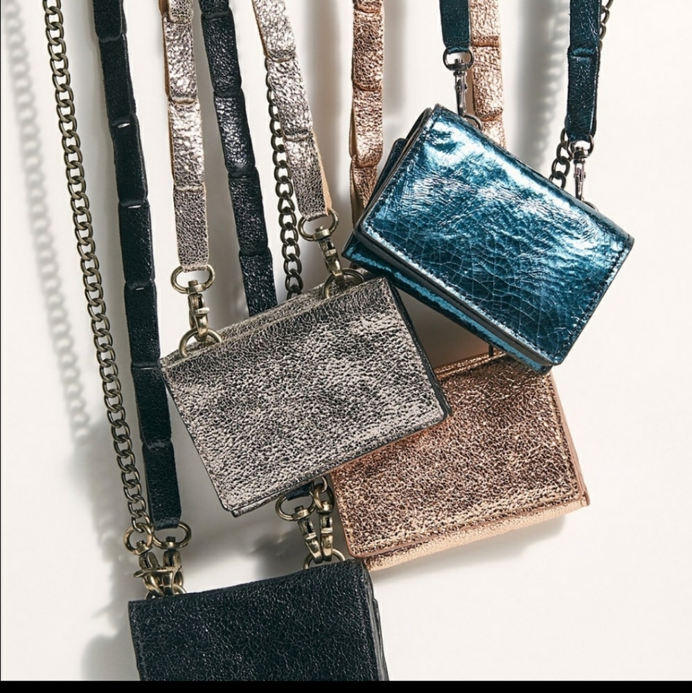 Free People Wallet - Picture 4 of 11
